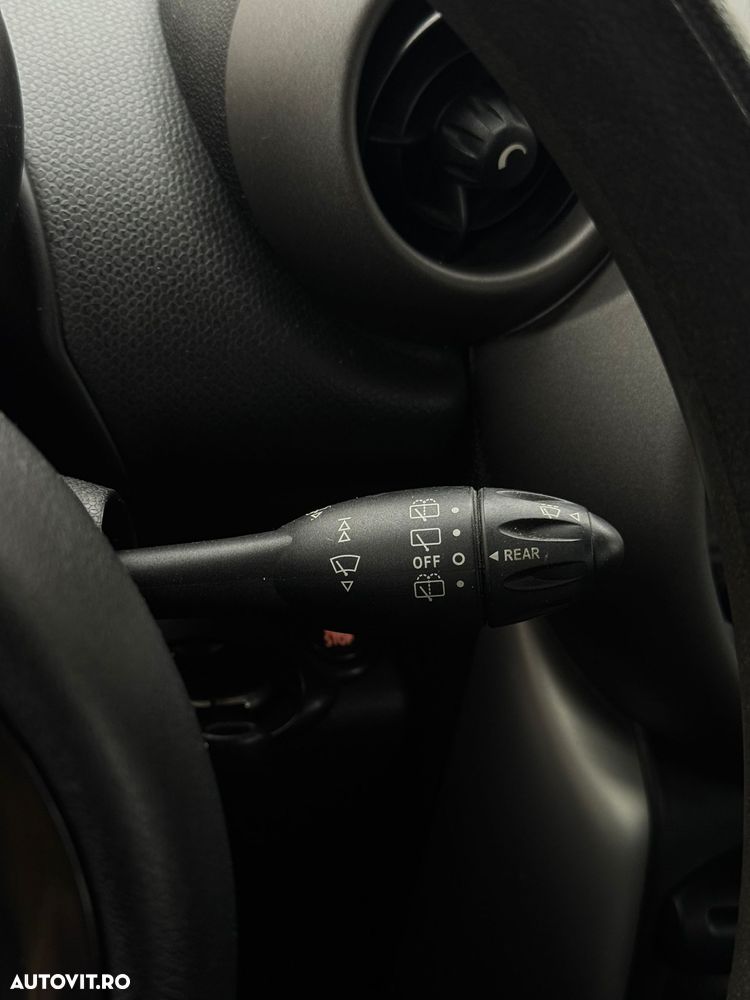 Mini Countryman One D - 29