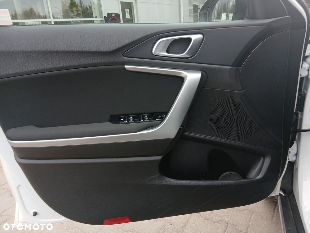 Kia XCeed 1.6 T-GDI M DCT - 35