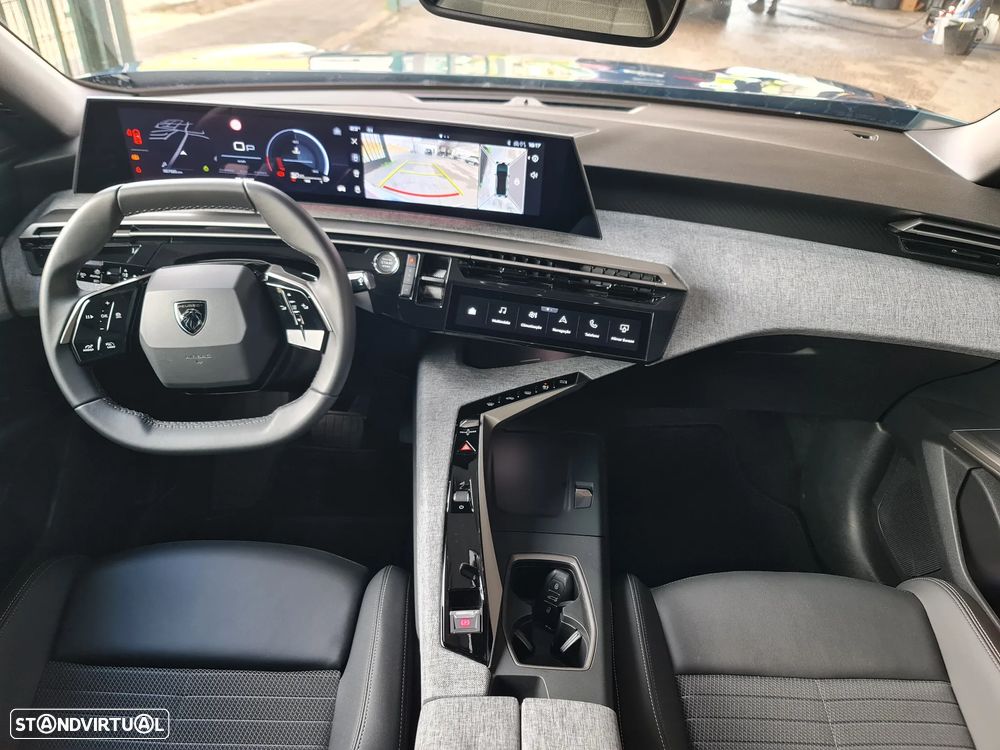 Peugeot 3008 1.2 Hybrid Allure e-DCS6 - 16