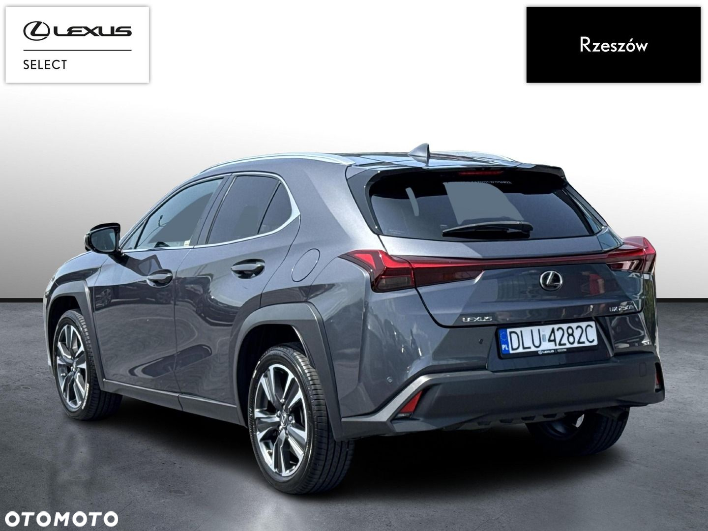 Lexus UX - 3