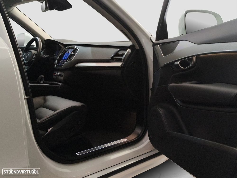 Volvo XC 90 - 34