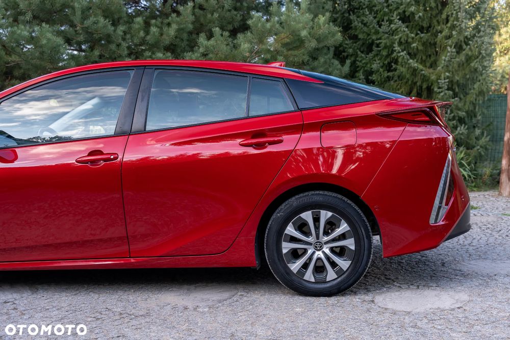 Toyota Prius Hybrid - 10