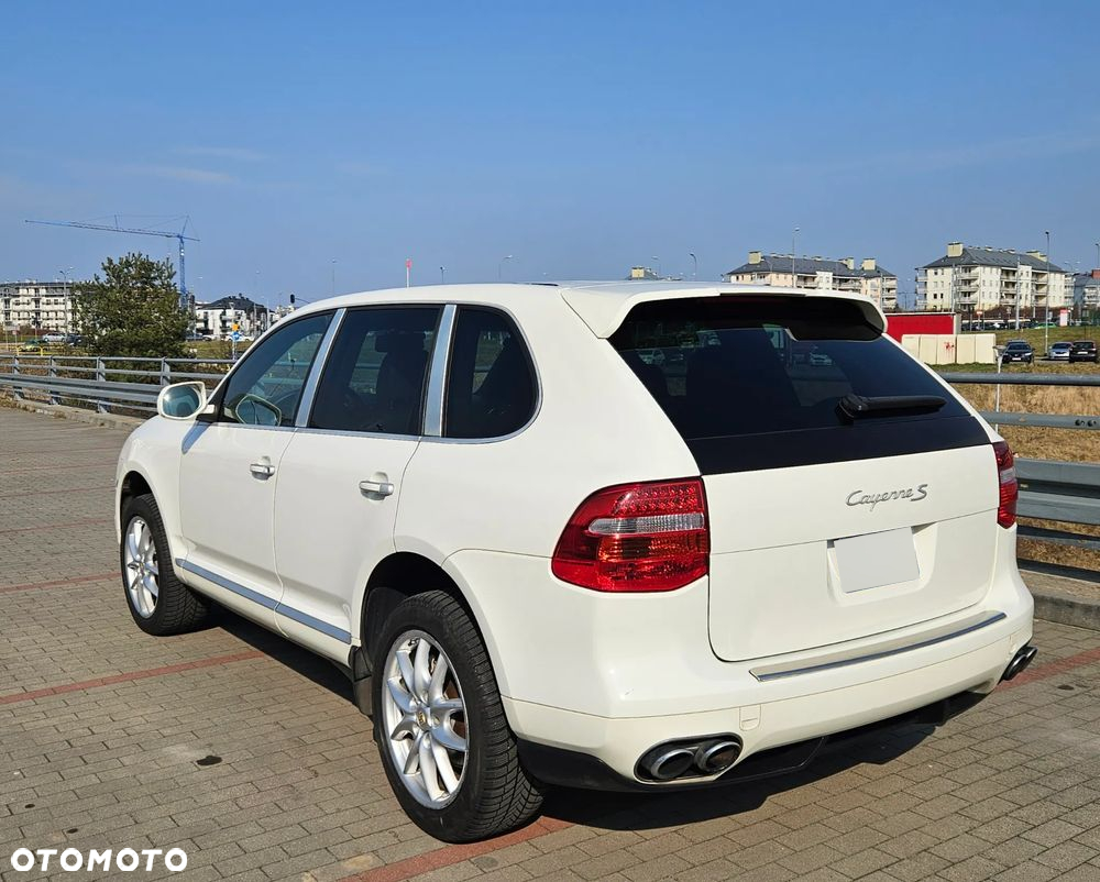 Porsche Cayenne S Tiptronic - 8