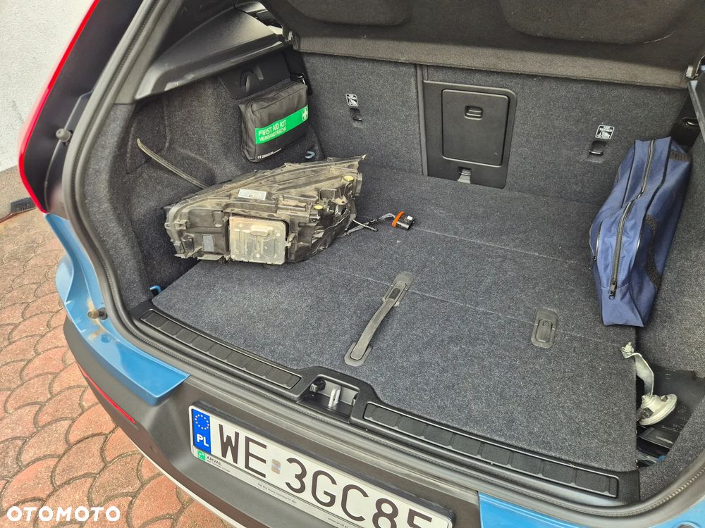 Volvo XC 40 B3 Core - 22