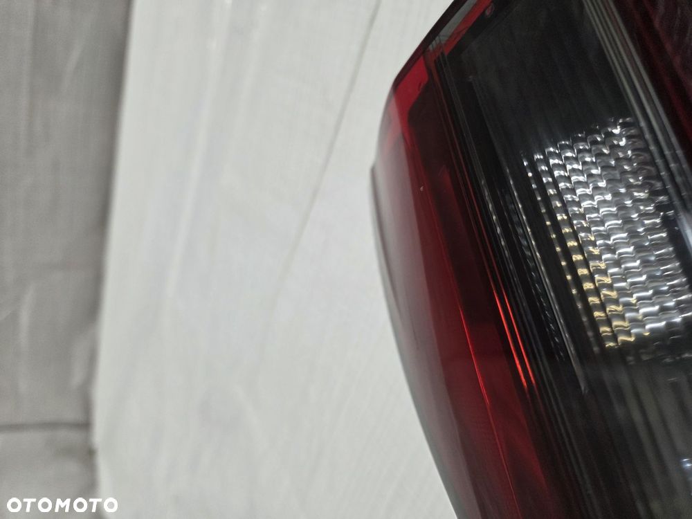 OPEL ZAFIRA C  LAMPA TYŁ PRAWA 13292359 LED - 5