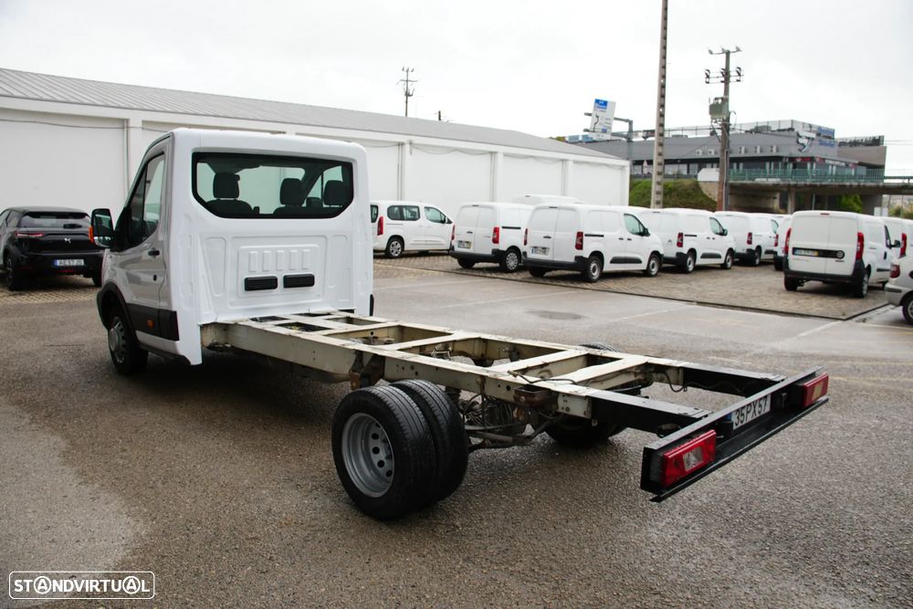 Ford Transit 2.2TDCI 155cv Longa - 5