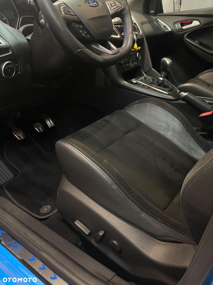 Ford Focus 2.3 EcoBoost RS - 21