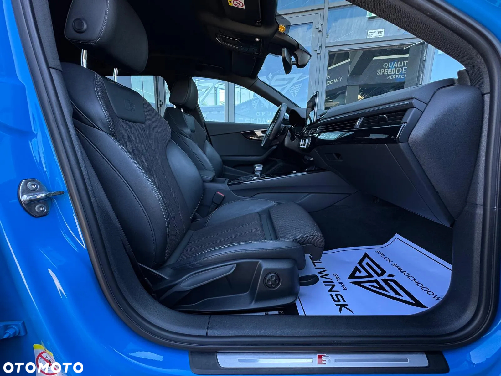 Audi A4 Avant 40 TDI quattro S tronic S line - 24