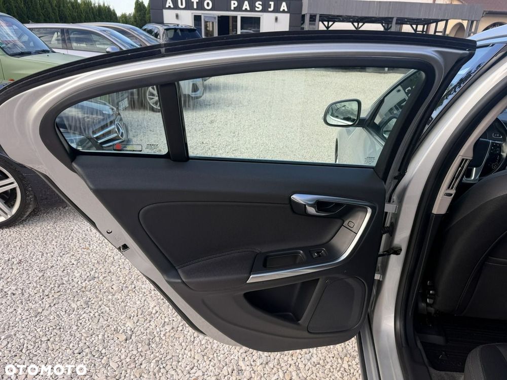 Volvo S60 - 21