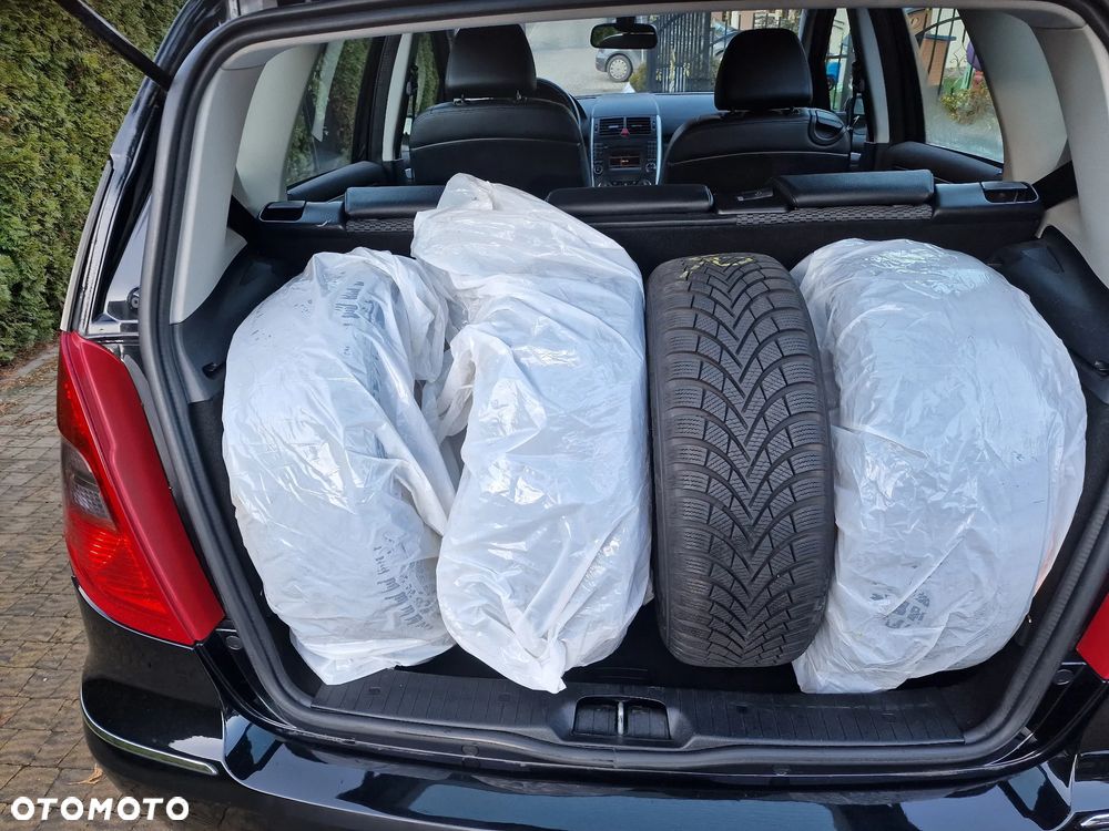 Mercedes-Benz Klasa A 200 Turbo Avantgarde - 21