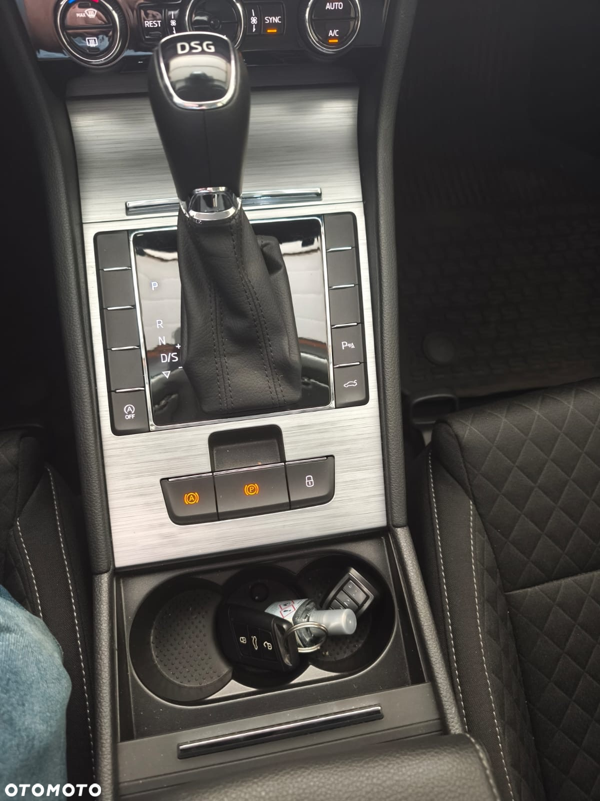 Skoda Superb 1.5 TSI Ambition DSG - 6