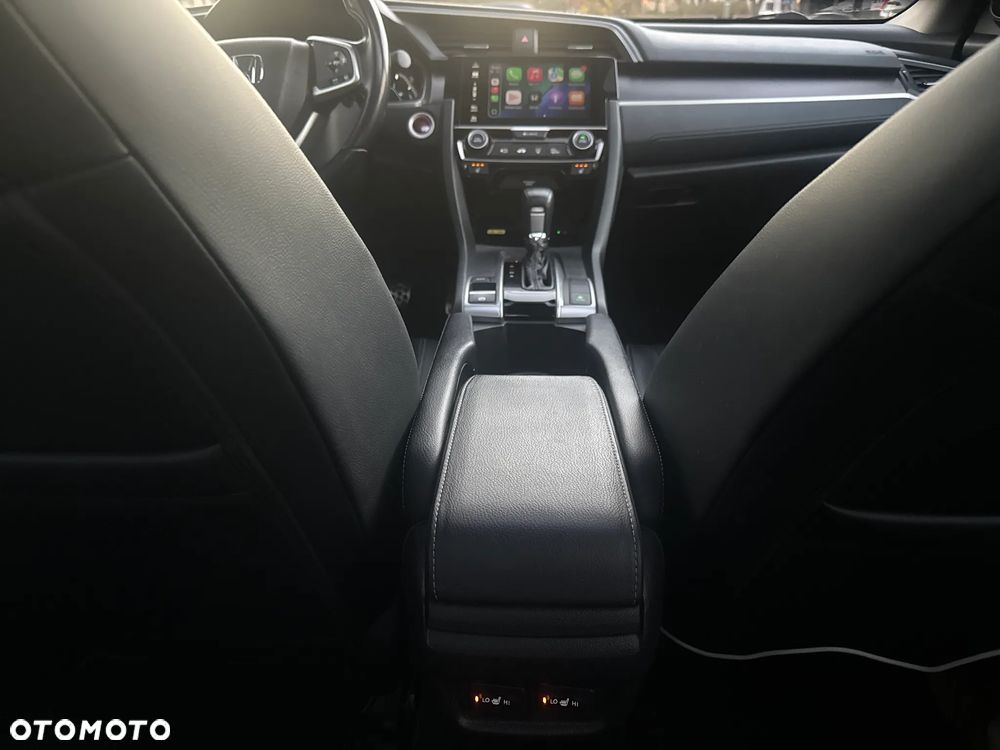 Honda Civic 1.5 T Executive CVT - 27