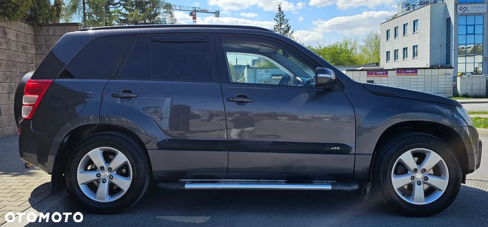 Suzuki Grand Vitara 2.0 De luxe - 12