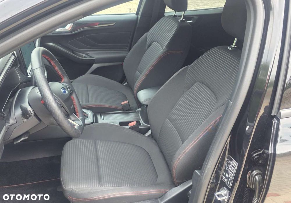 Ford Focus - 11
