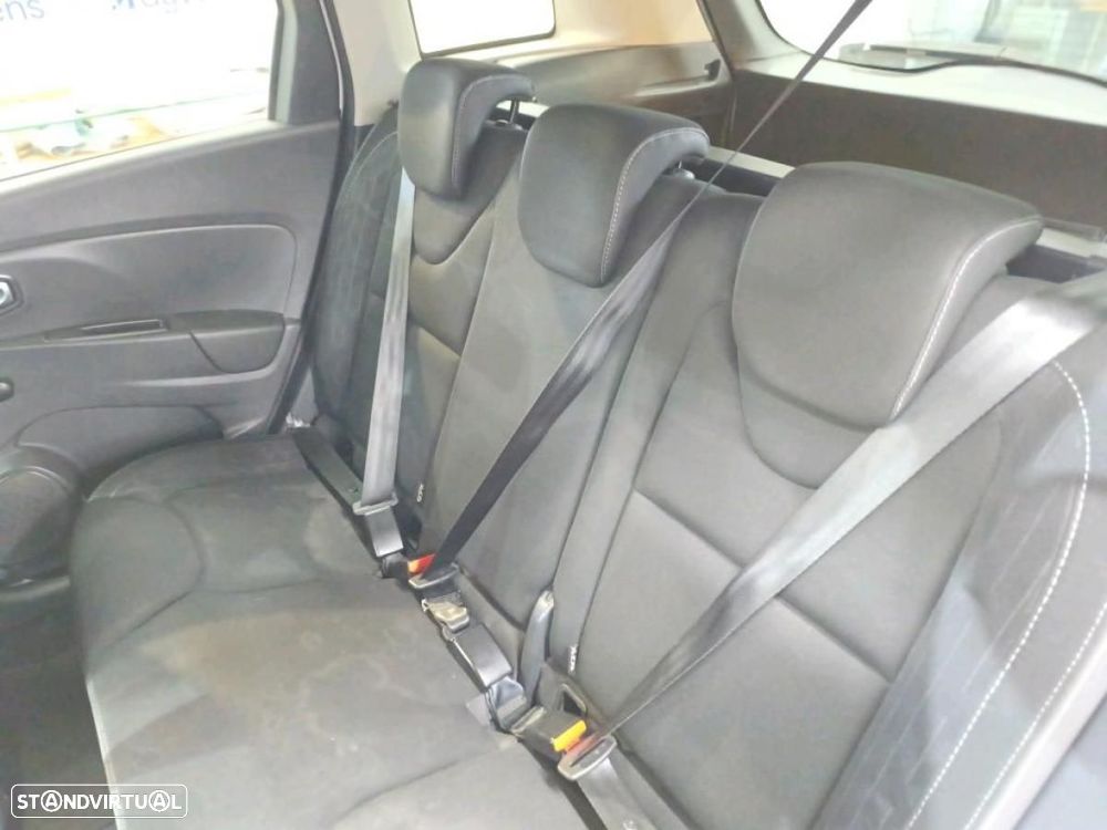 Renault Clio Sport Tourer 1.5 dCi Limited EDition - 6