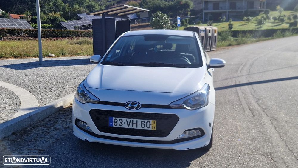 Hyundai i20 1.1 CRDi Access+Bluetooth - 1