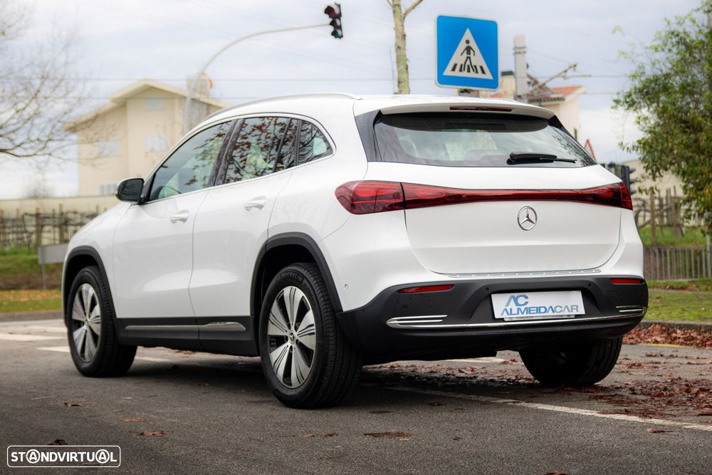 Mercedes-Benz EQA 300 4Matic Progressive - 11