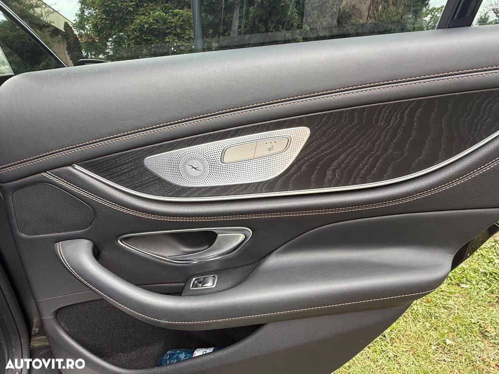 Mercedes-Benz CLS 450 4MATIC Aut - 9