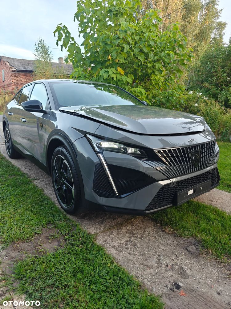 Peugeot 408