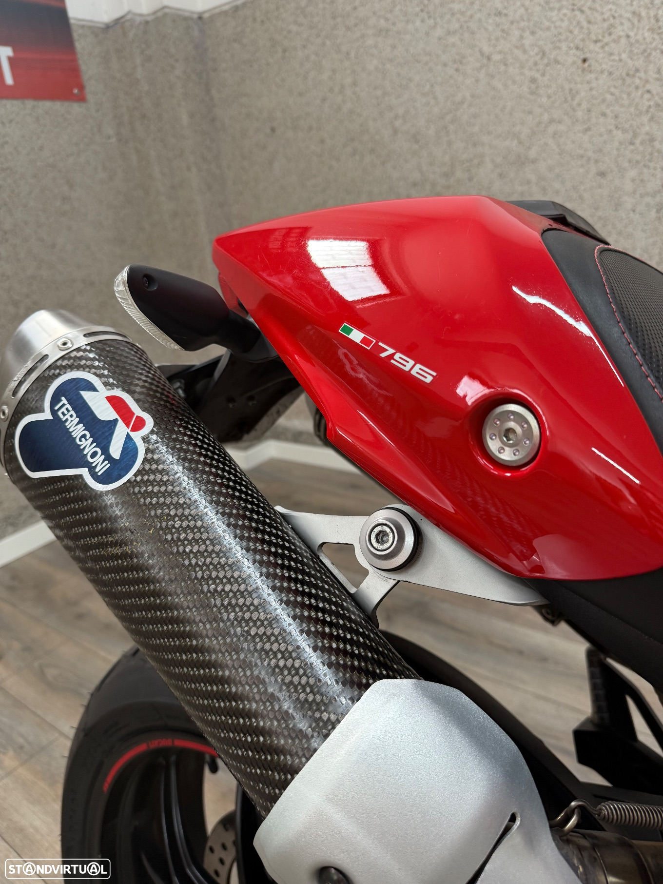 Ducati Monster 796 - 10