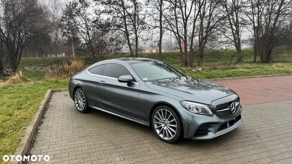 Mercedes-Benz Klasa C 300 4Matic 9G-TRONIC AMG Line Plus - 8