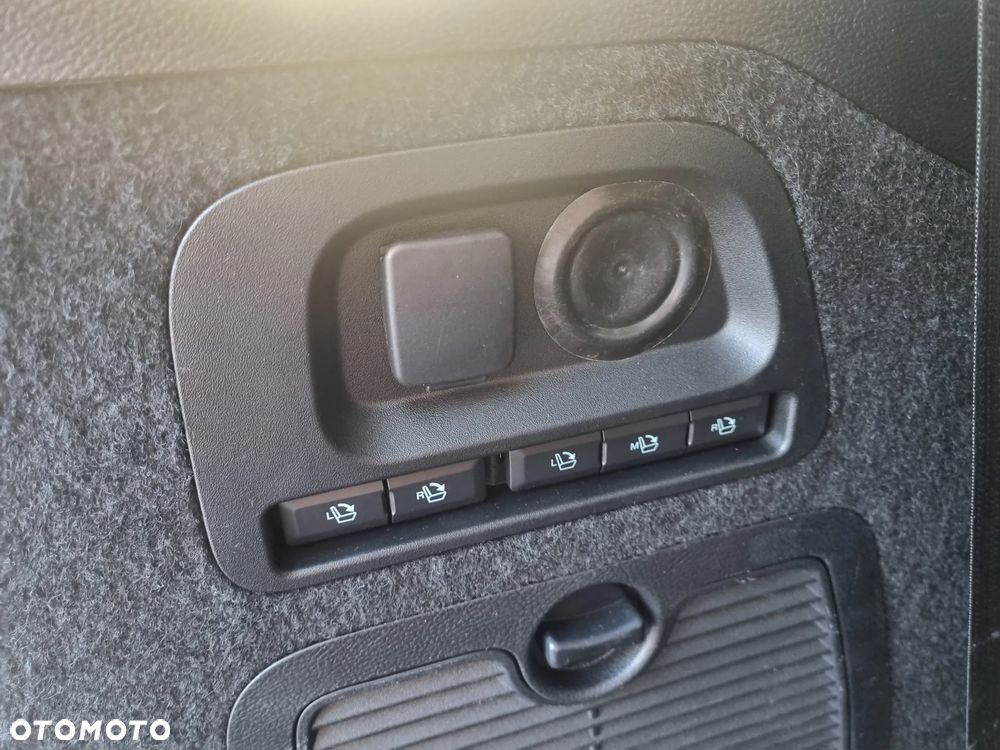 Ford Galaxy 1.5 EcoBoost GPF Titanium - 18