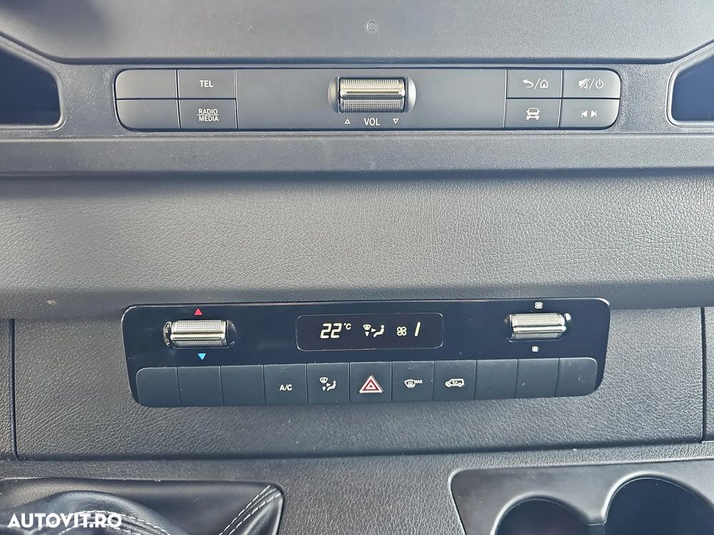 Mercedes-Benz Sprinter - 14