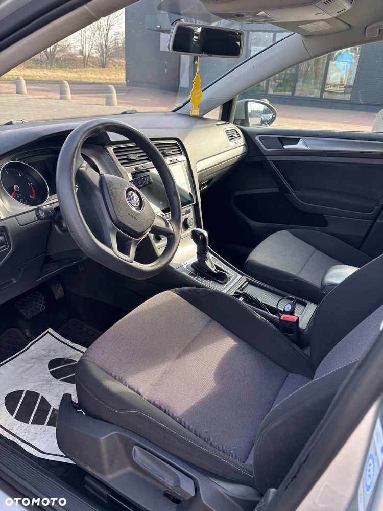 Volkswagen Golf 1.6 TDI Highline DSG - 16