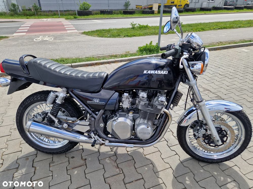 Kawasaki Zephyr - 11