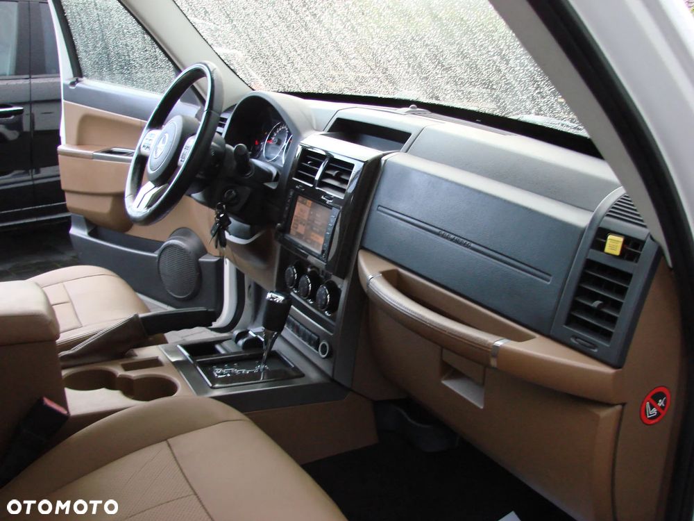 Jeep Cherokee 2.8 CRD Limited - 21