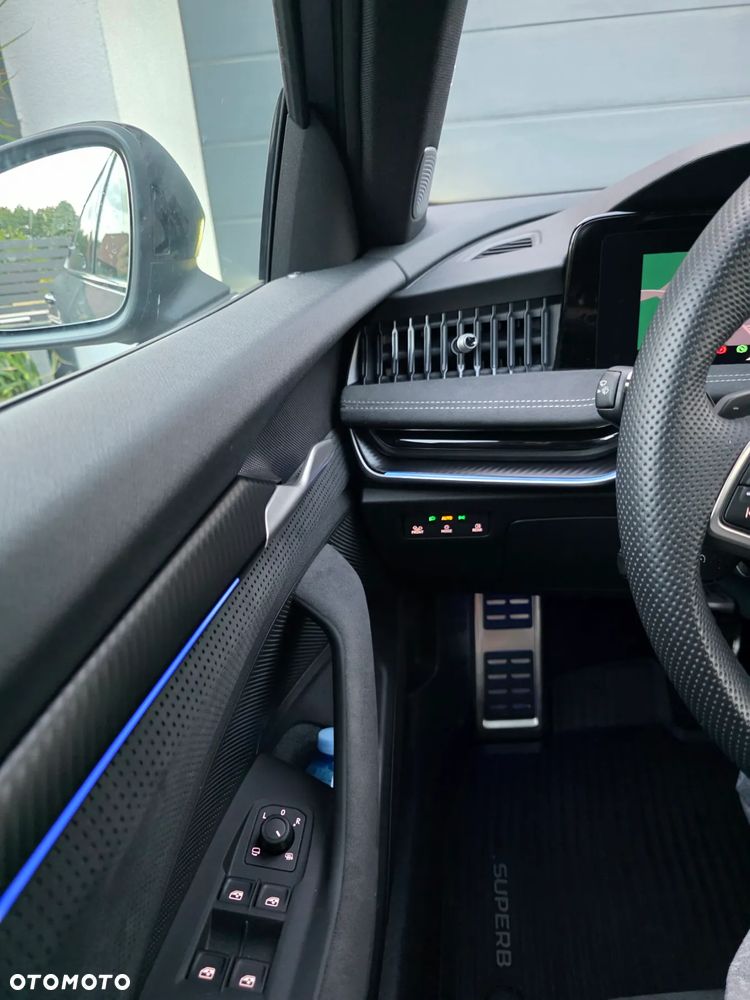 Skoda Superb 2.0 TSI Sportline DSG - 20