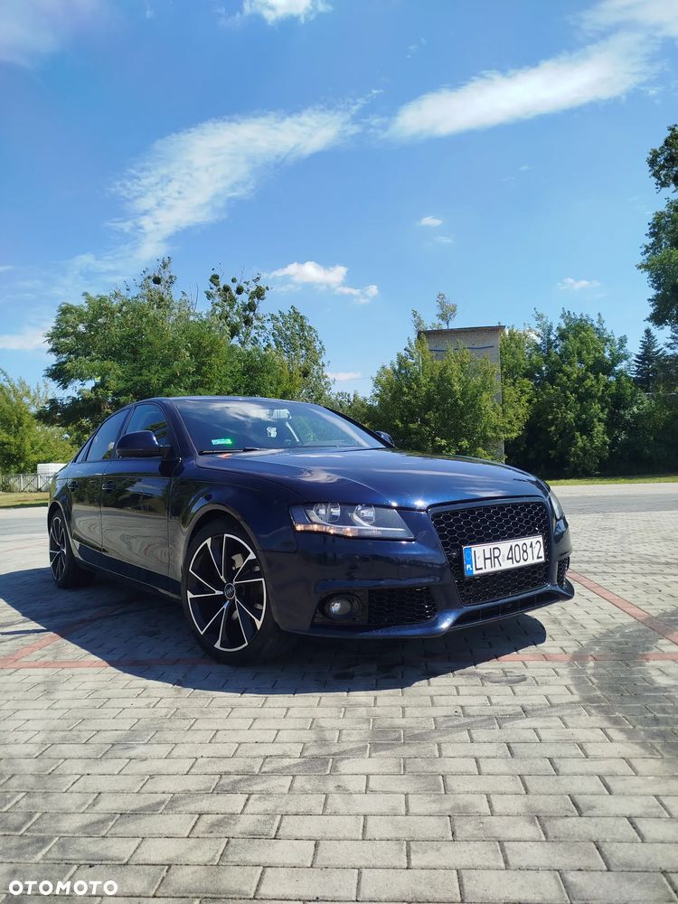 Audi A4 Limousine - 2