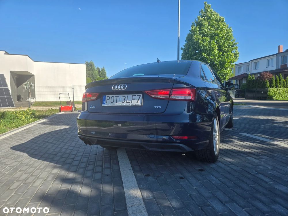 Audi A3 Limousine 2.0 TDI S tronic design - 4