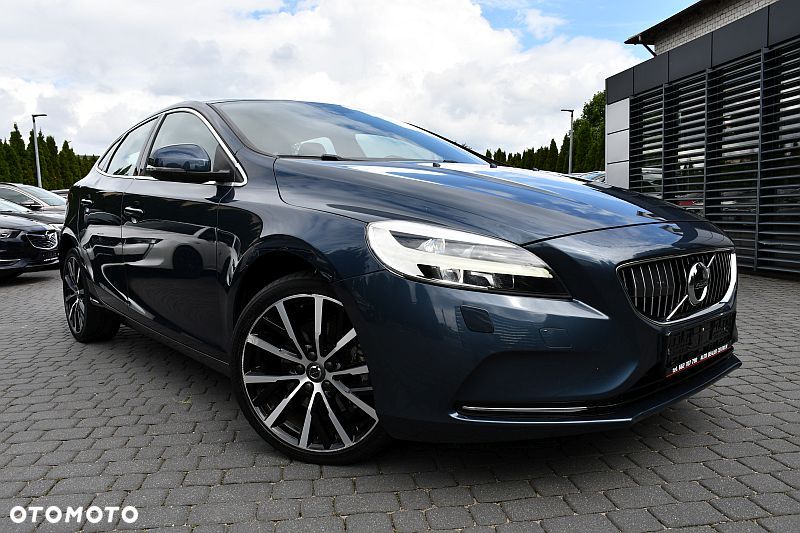 Volvo V40 T4 Inscription - 1