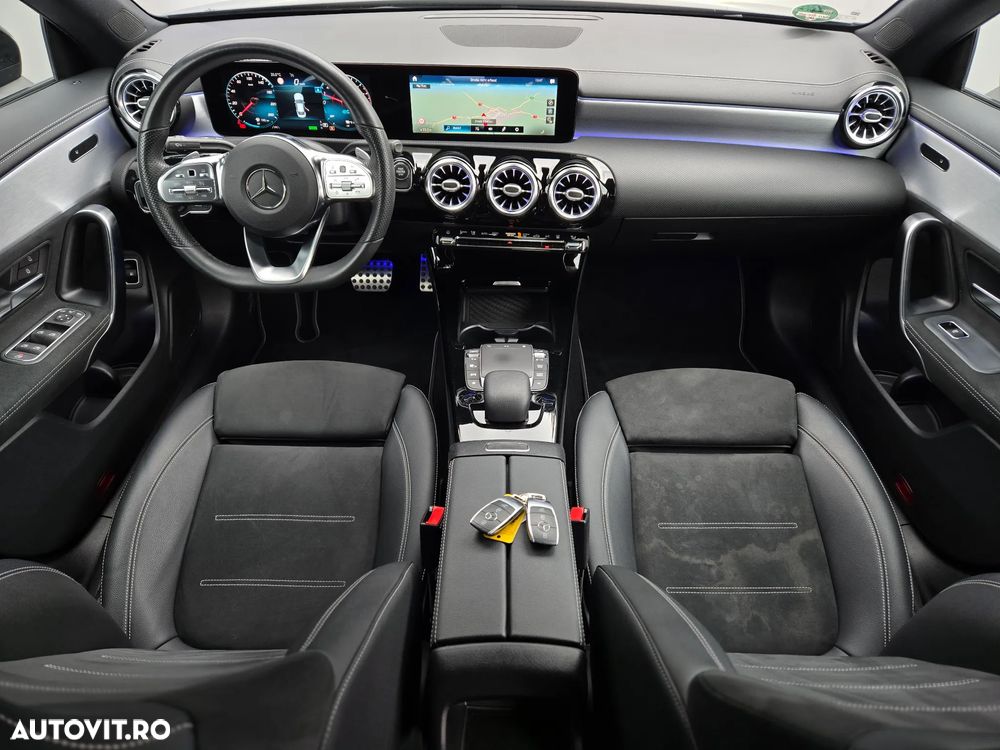 Mercedes-Benz CLA 250 e 8G-DCT AMG Line Advanced Plus - 22