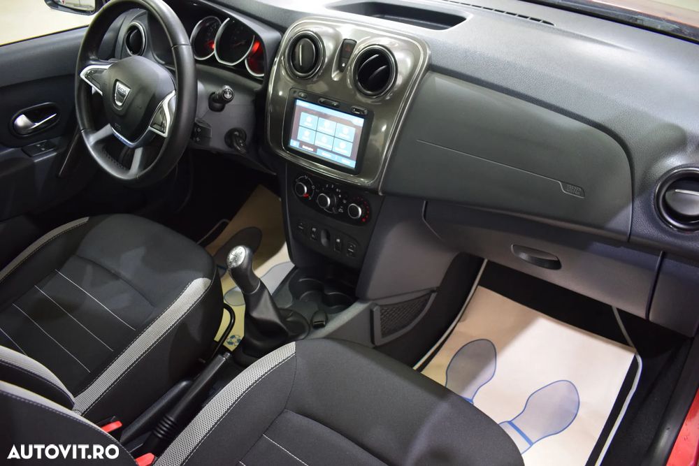 Dacia Sandero 1.5 90CP Stepway - 23