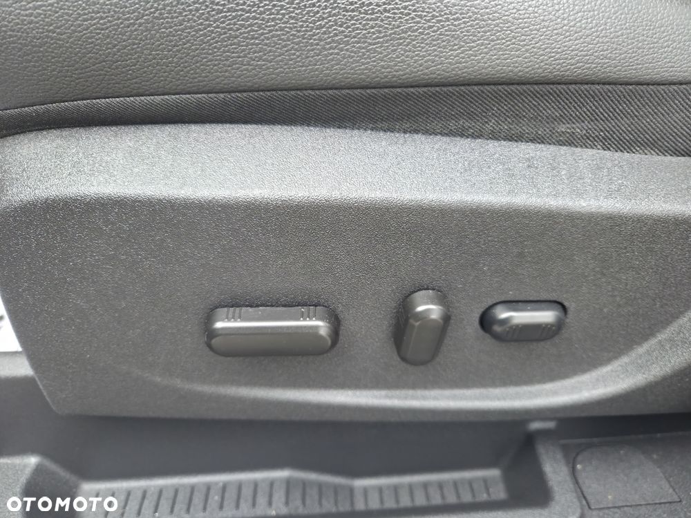 Ford Kuga 1.5 TDCi 2x4 Cool & Connect - 21