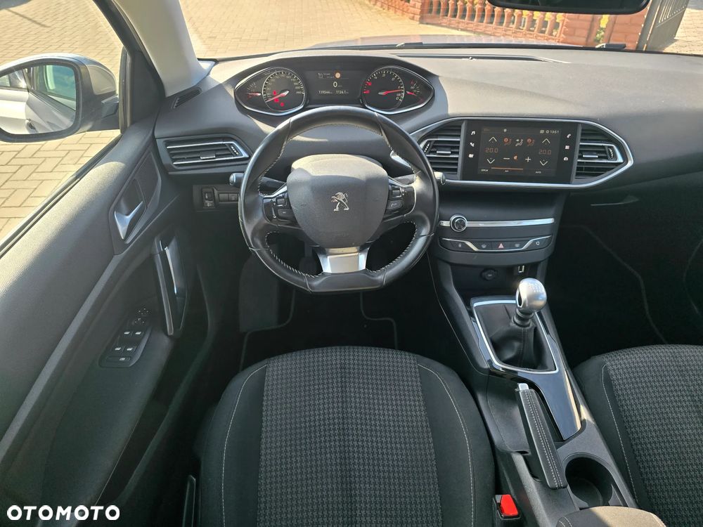 Peugeot 308 - 7