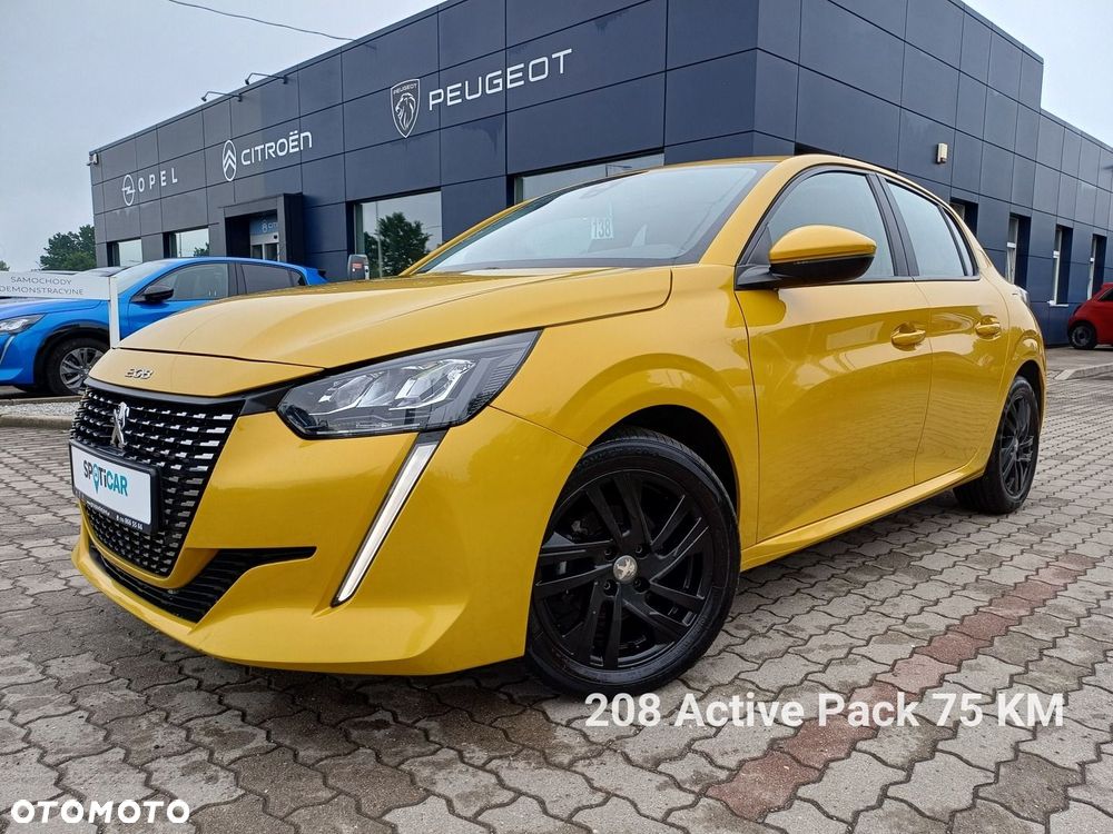Peugeot 208 - 1