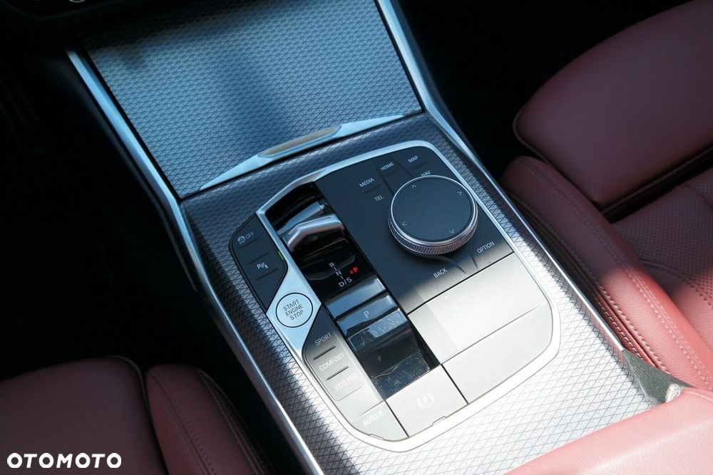 BMW Seria 3 - 23
