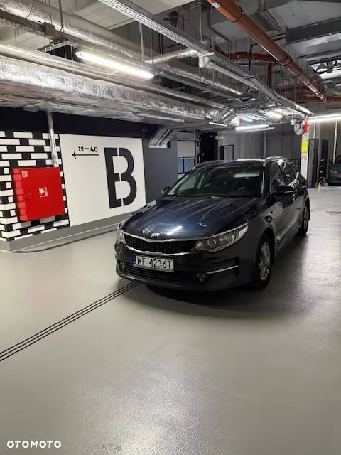 Kia Optima - 1