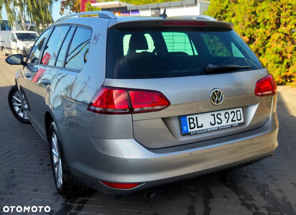 Volkswagen Golf 1.6 TDI BlueMotion Technology Comfortline - 10