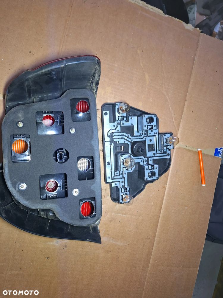 lampa lewa tył  BMW E39 SEDAN EUROPA - 3