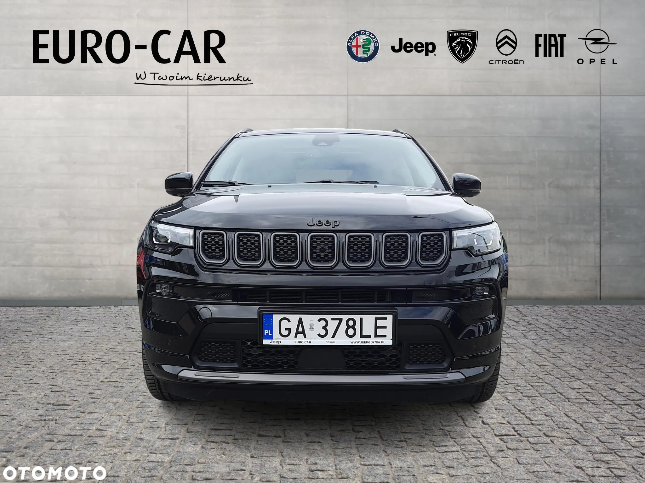 Jeep Compass - 8