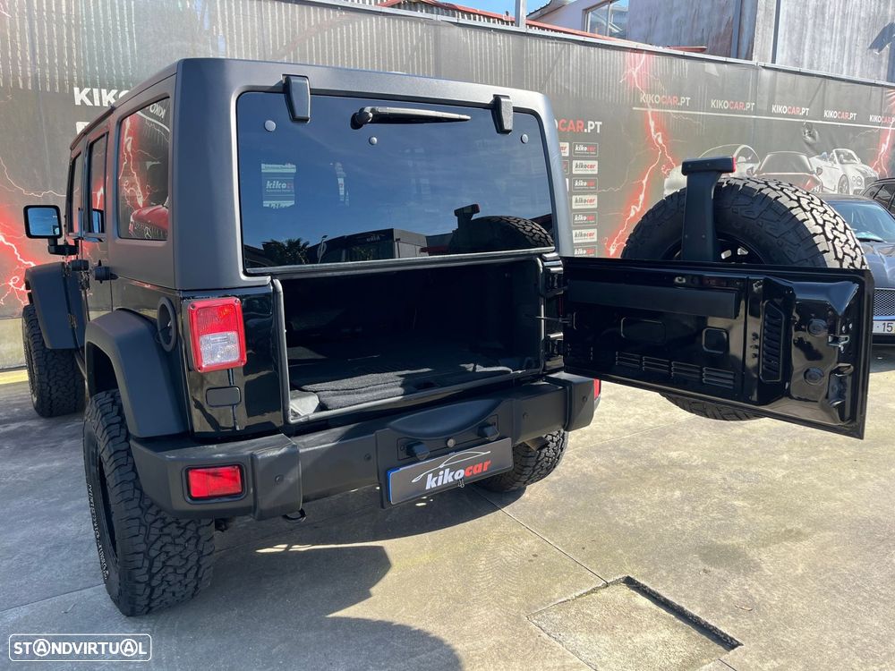 Jeep Wrangler Unlimited 2.8 CRD ATX Rubicon - 9