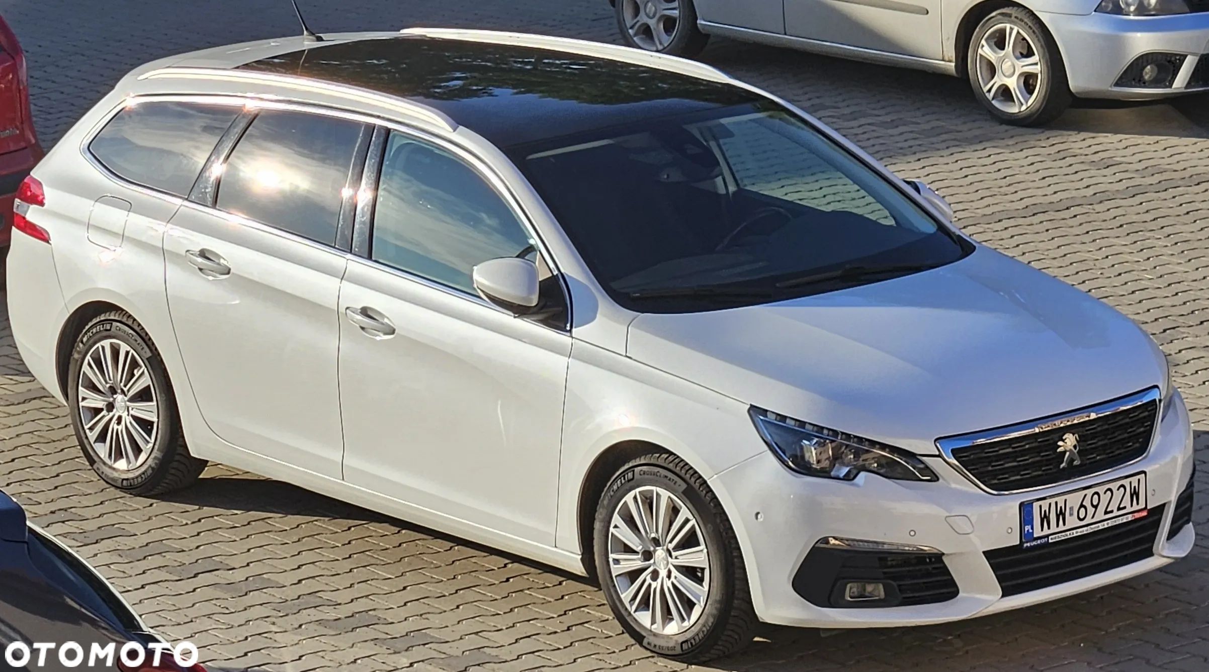 Peugeot 308 - 1