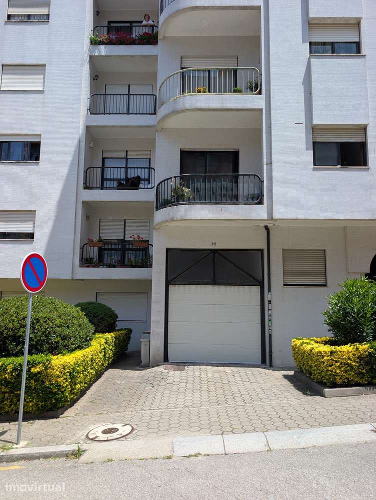 Lugar de Garagem Coberto à Venda – Mafamude, V. N. Gaia - Grande imagem: 3/6
