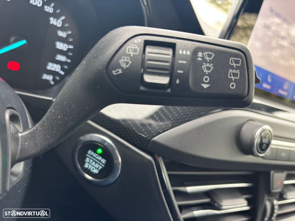 Ford Focus SW 1.5 TDCi EcoBlue ST-Line - 30