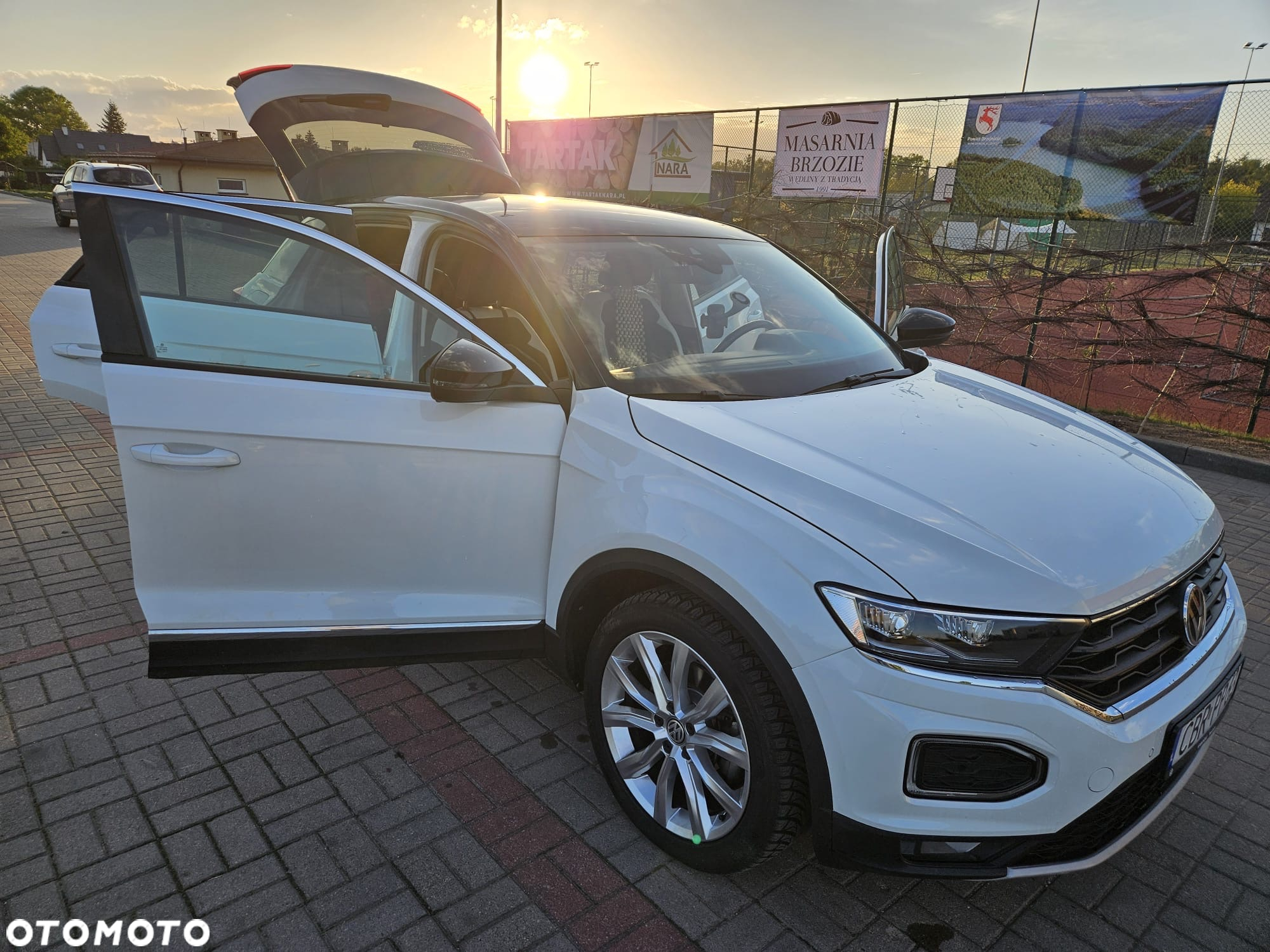 Volkswagen T-Roc 2.0 TDI SCR 4MOTION DSG ACTIVE - 17