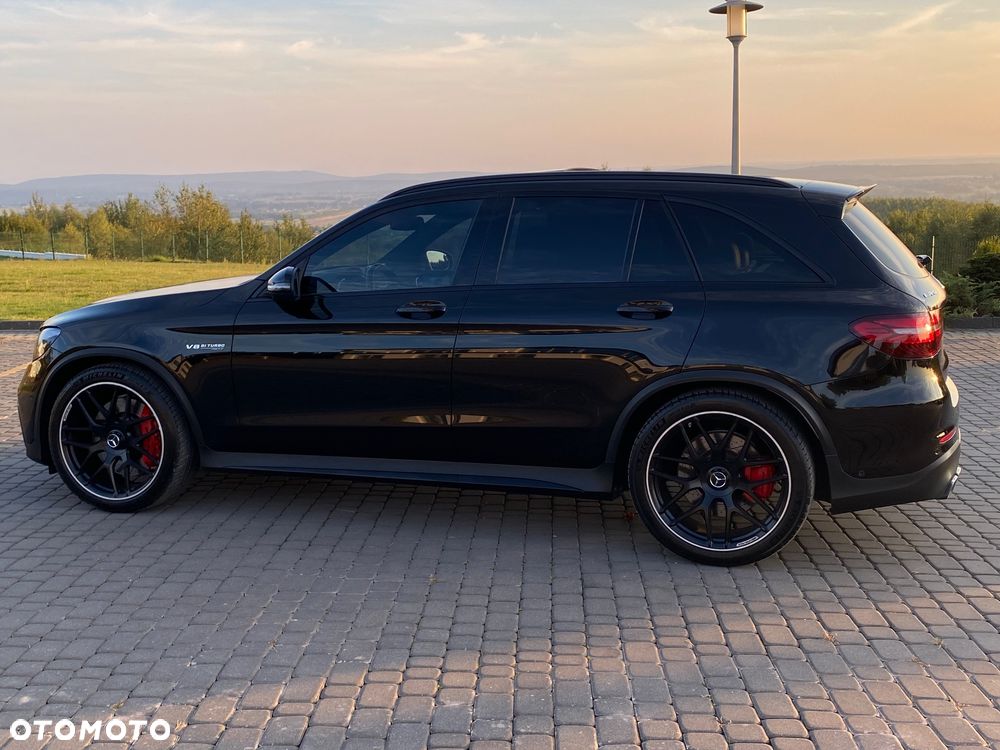Mercedes-Benz GLC - 22